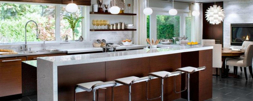 25 Stunning Kitchens with Big Windows